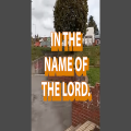 7 October : Banner of love